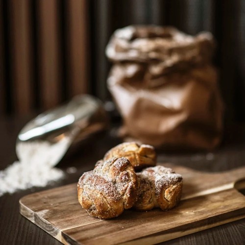 Kardemummaknut de luxe